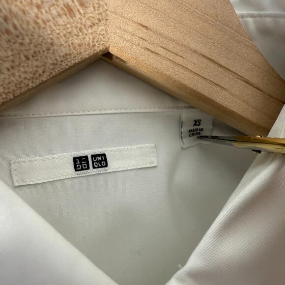 UNIQLO Lot 2 NEW UV Cut Stretch Broadcloth Long Sleeve Shirt White Work Women XS - Picture 3 of 11